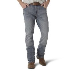Wrangler Retro® Slim Boot Jean